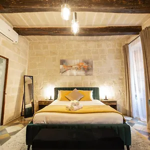 Palazzo Del Pazzo Homestay